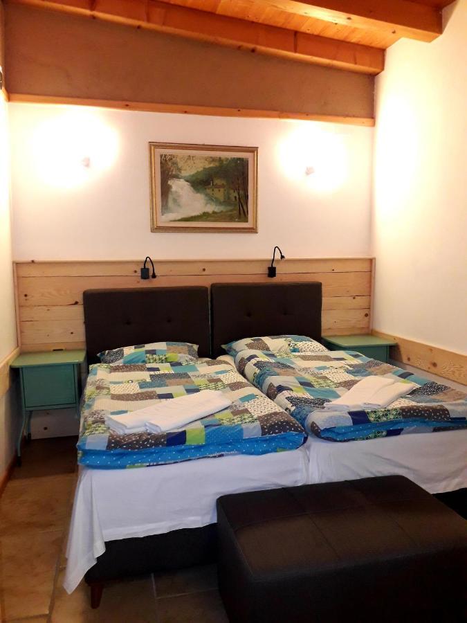Hotel Tutto Galicnik Eksteriør billede